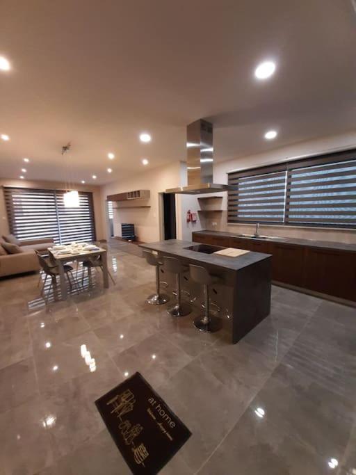 Ocean Blue Apt4 Luxurious, Modern At Zonqor Pt Marsaskala