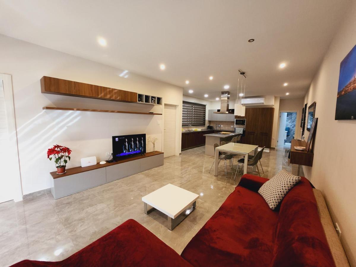 Ocean Blue Apt4 Luxurious, Modern At Zonqor Pt Marsaskala